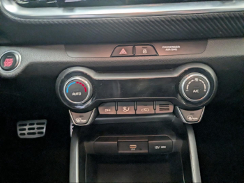 Photo 12 du bon plan KIA Stonic 1.0 T-GDi 120ch MHEV GT Line occasion à 17490 €