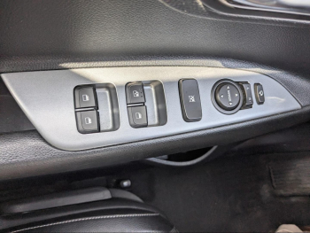 Photo 17 du bon plan KIA Stonic 1.0 T-GDi 120ch MHEV GT Line occasion à 17490 €