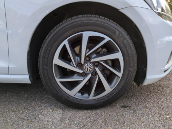 Photo 11 du bon plan VOLKSWAGEN Golf 1.6 TDI 115ch BlueMotion Technology FAP Confortline DSG7 3p occasion à 10990 €