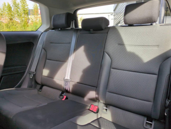 Photo 17 du bon plan VOLKSWAGEN Golf 1.6 TDI 115ch BlueMotion Technology FAP Confortline DSG7 3p occasion à 10990 €