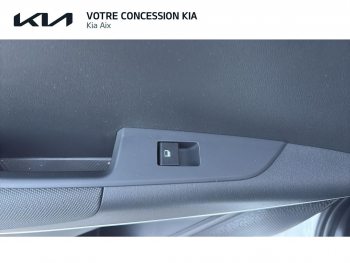 Photo 31 du bon plan KIA Niro 1.6 GDi 141ch HEV Premium Business DCT6 occasion à 23990 €
