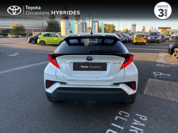 Photo 4 du bon plan TOYOTA C-HR 122h Distinctive 2WD E-CVT RC18 occasion à 19990 €