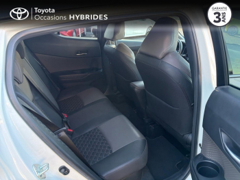 Photo 7 du bon plan TOYOTA C-HR 122h Distinctive 2WD E-CVT RC18 occasion à 19990 €