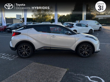 Photo 17 du bon plan TOYOTA C-HR 122h Distinctive 2WD E-CVT RC18 occasion à 19990 €