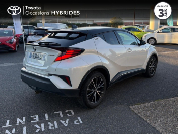 Photo 18 du bon plan TOYOTA C-HR 122h Distinctive 2WD E-CVT RC18 occasion à 19990 €