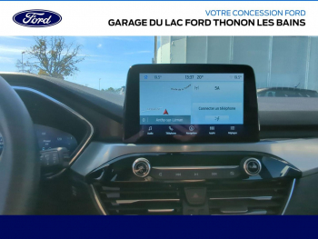 Photo 10 du bon plan FORD Kuga 2.5 Duratec 190ch FHEV E85 Titanium BVA occasion à 23990 €