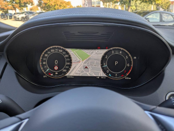 Photo 13 du bon plan JAGUAR E-Pace P200 FlexFuel MHEV 200ch R-Dynamic SE occasion à 32990 €