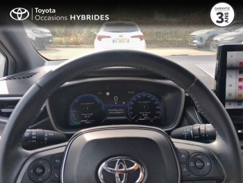 Photo 13 du bon plan TOYOTA Corolla Touring Spt 1.8 140ch Design MY25 occasion à 28200 €