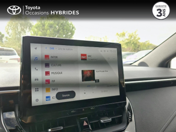 Photo 15 du bon plan TOYOTA Corolla Touring Spt 1.8 140ch Design MY25 occasion à 28200 €