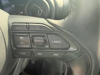 Photo 3 du bon plan TOYOTA Yaris Cross 116h Design MY22 occasion à 20066 €