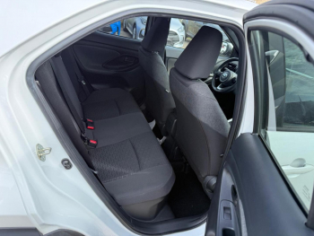 Photo 17 du bon plan TOYOTA Yaris Cross 116h Design MY22 occasion à 20066 €